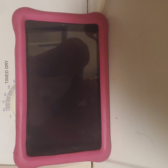 Amazon Kindle Fire Tablet - Picture 6 of 6